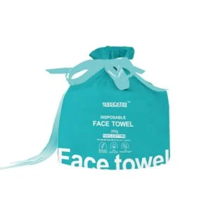 Disposable facial cleansing towels roll